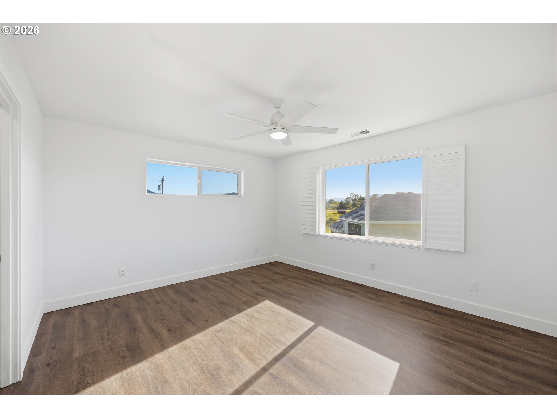 475 Curry Road Roseburg, OR 97471 - Photo 30 of 48 Bedroom