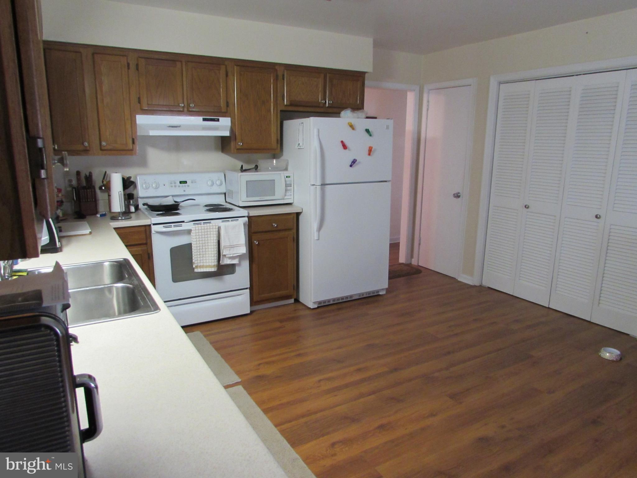 411 South Glebe Road Montross, VA 22520 - Photo 14 of 28 Kitchen