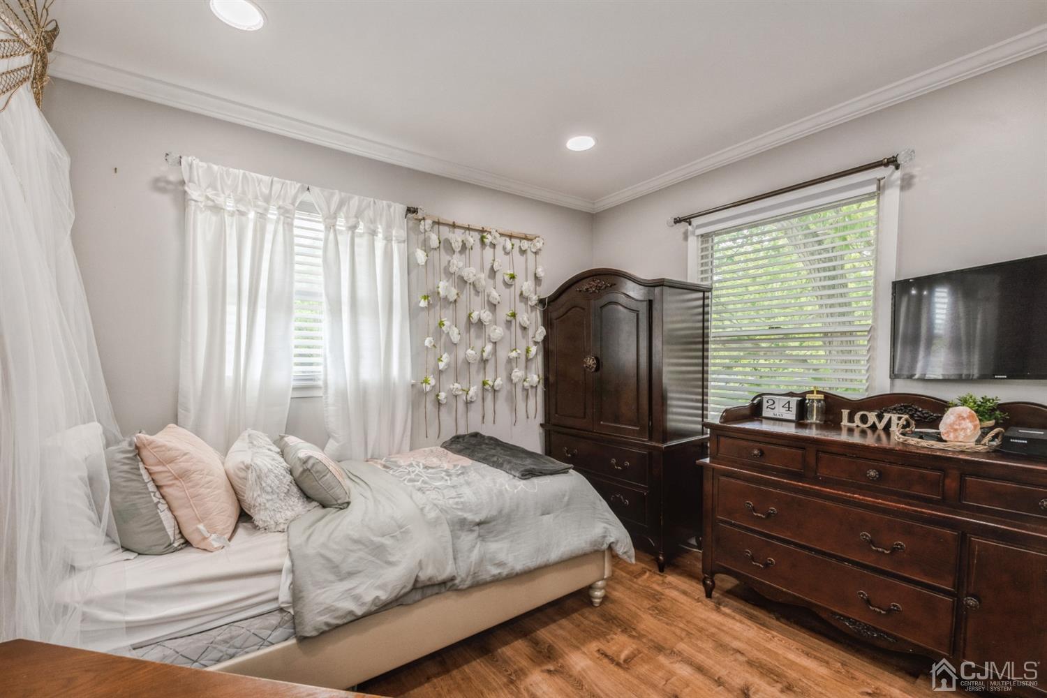 1341 Seneca Road North Brunswick, NJ 08902 - Photo 16 of 23 Third of five bedrooms