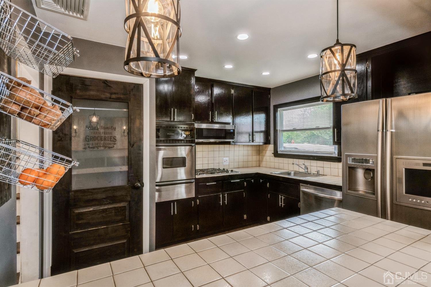1341 Seneca Road North Brunswick, NJ 08902 - Photo 8 of 23 Gallery Image 8