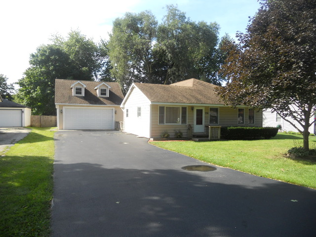 336 Douglas Road Batavia, IL 60510 - Photo 1 of 18