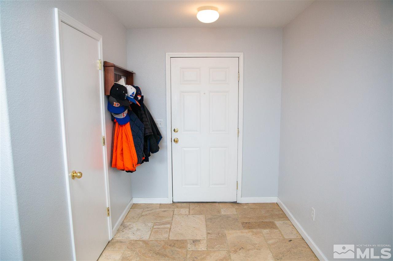8863 Red Baron Boulevard Reno, NV 89506 - Photo 6 of 25 Photo 6