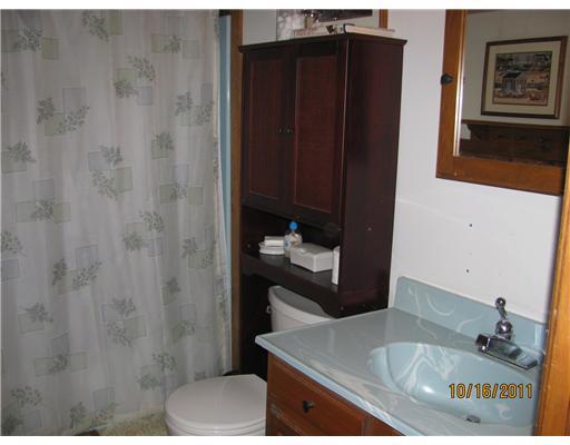 26 Lone Pine Road North Waterboro, ME 04061 - Photo 11 of 22 Bathroom.