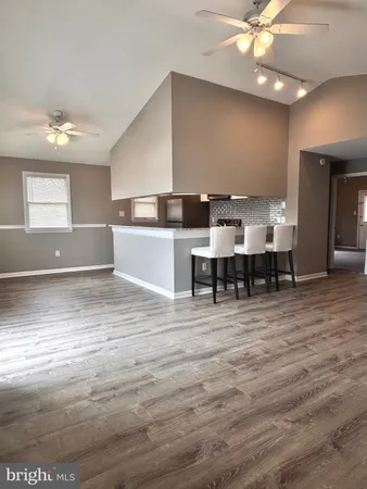 $2,300 | 478 East Main Street, Unit 480 E 6, Collegeville, PA 19426