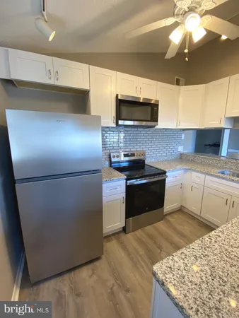 $2,300 | 478 East Main Street, Unit 480 E 6, Collegeville, PA 19426