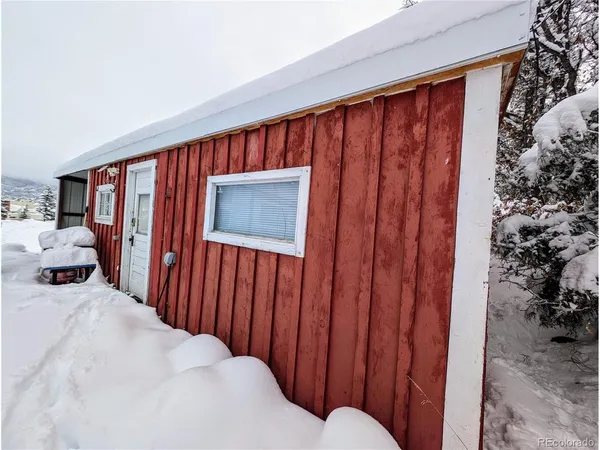 $495,000 | 9564 Highway 50, Howard, CO 81233