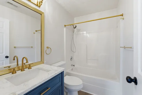 $329,000 | 3377 Harpeth Springs Drive, Nashville, TN 37221