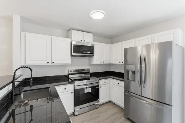 $329,000 | 3377 Harpeth Springs Drive, Nashville, TN 37221