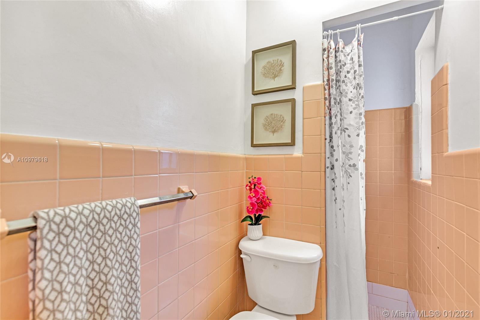 4555 Alton Road Miami Beach, FL 33140 - Photo 20 of 21