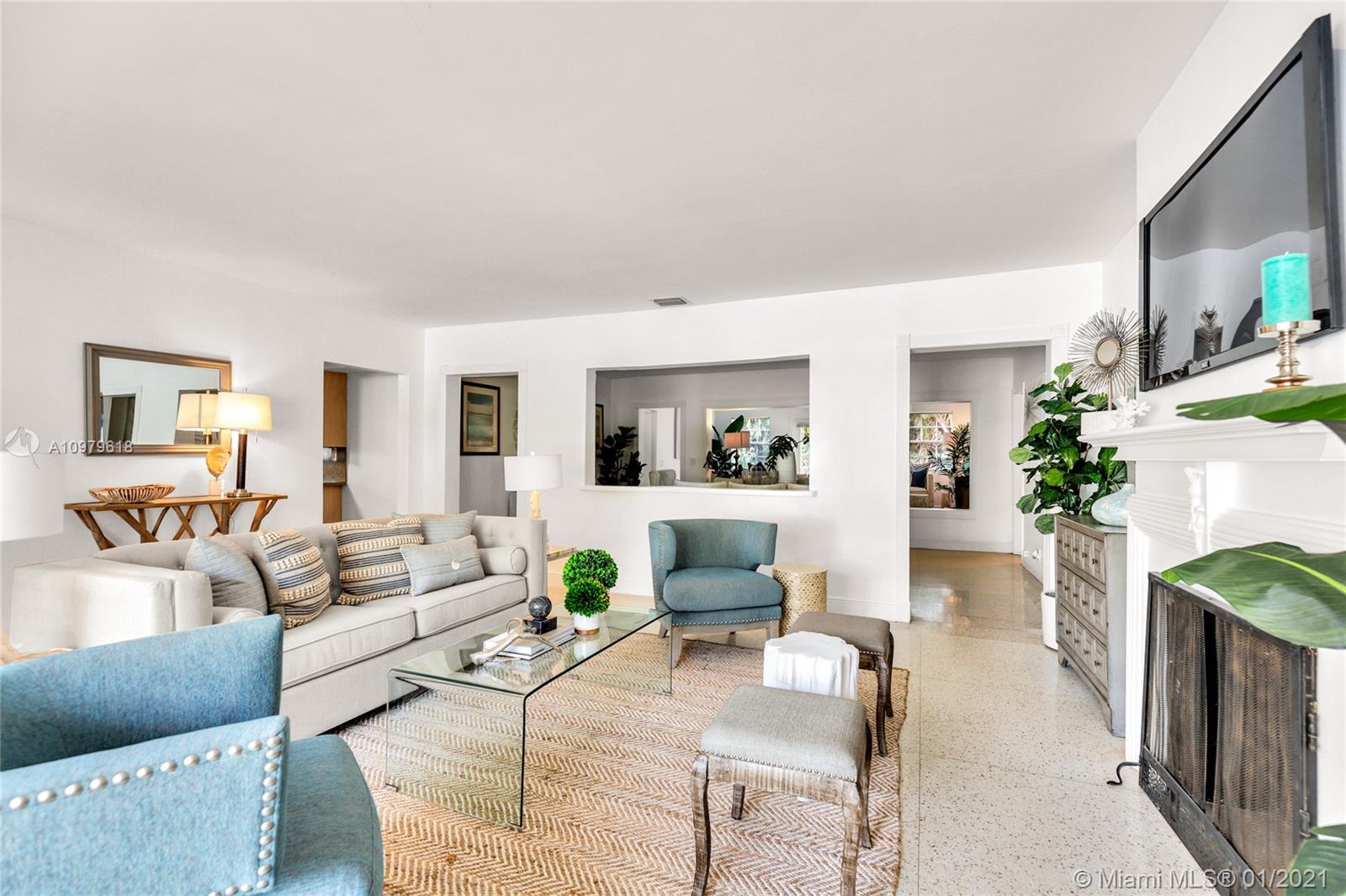 4555 Alton Road Miami Beach, FL 33140 - Photo 4 of 21