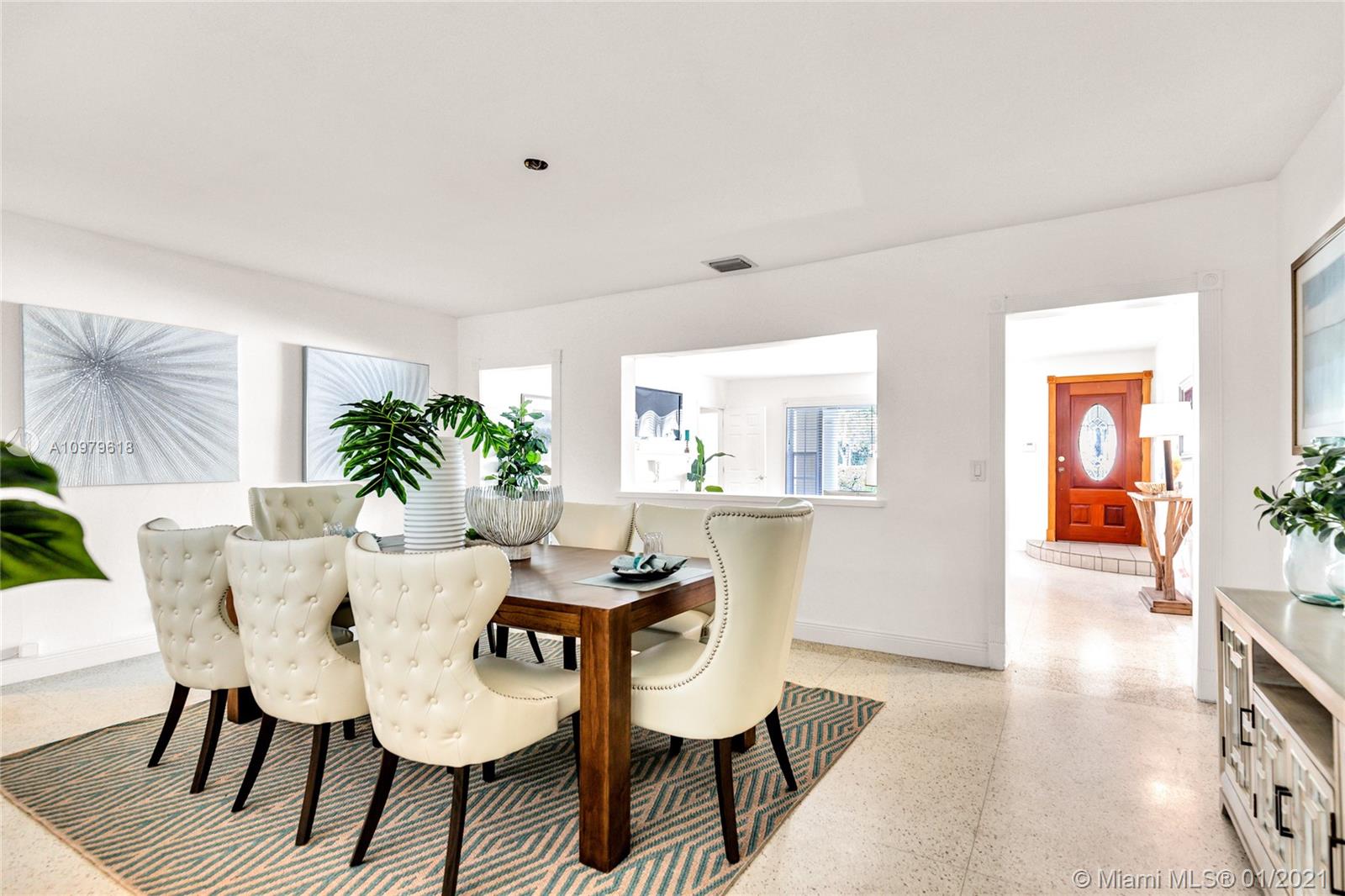 4555 Alton Road Miami Beach, FL 33140 - Photo 6 of 21