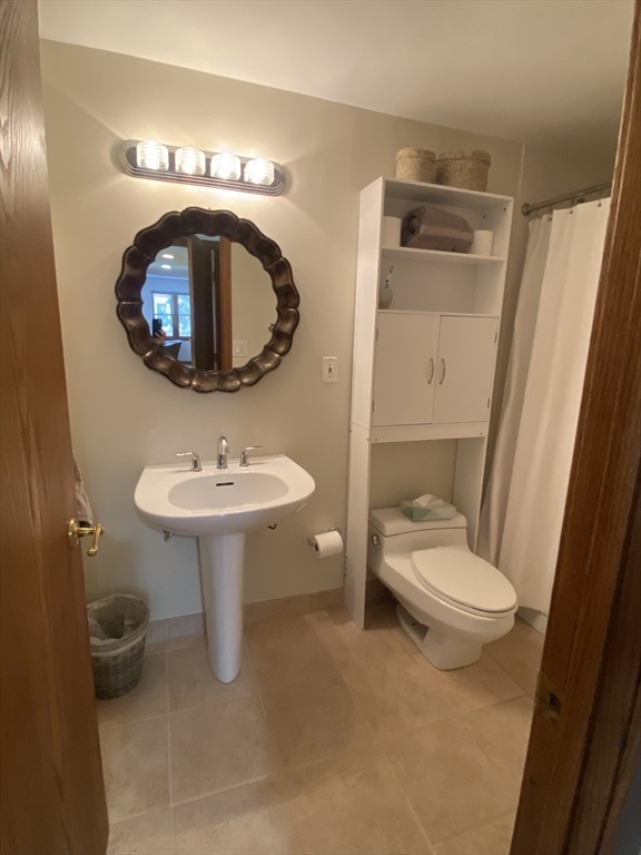 22 Parkman Street, Unit 3 Brookline, MA 02446 - Photo 14 of 16