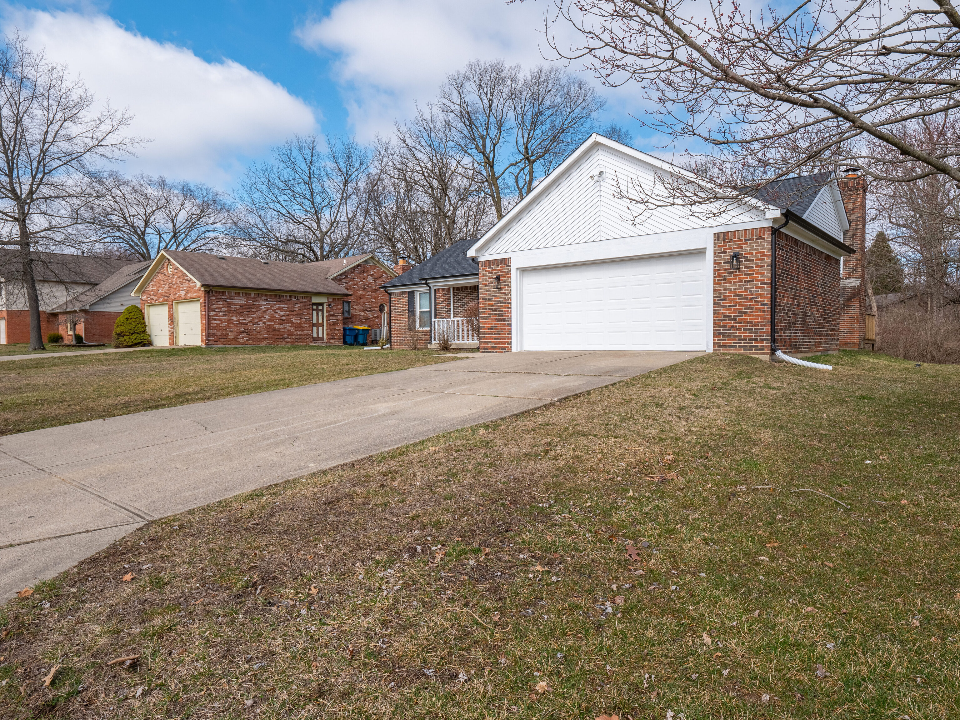 5446 RidgeHill Way Avon, IN 46123 - Photo 3 of 49 Gallery Image 3