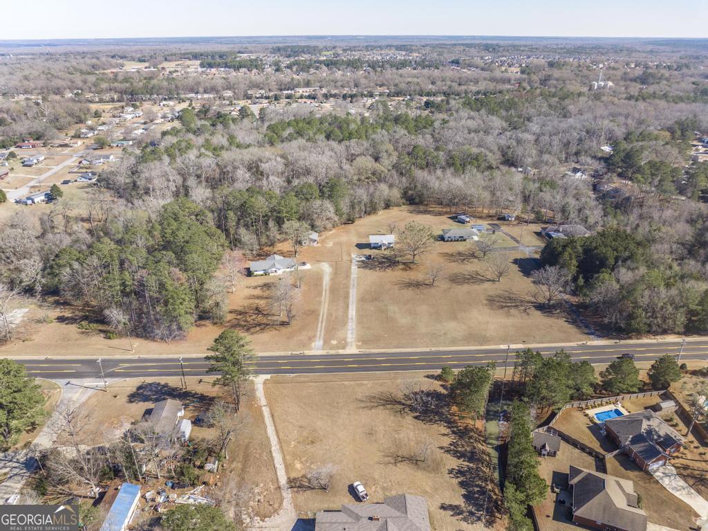 42.5 Old Perry Road Bonaire, GA 31005 - Photo 2 of 17 a view of a city