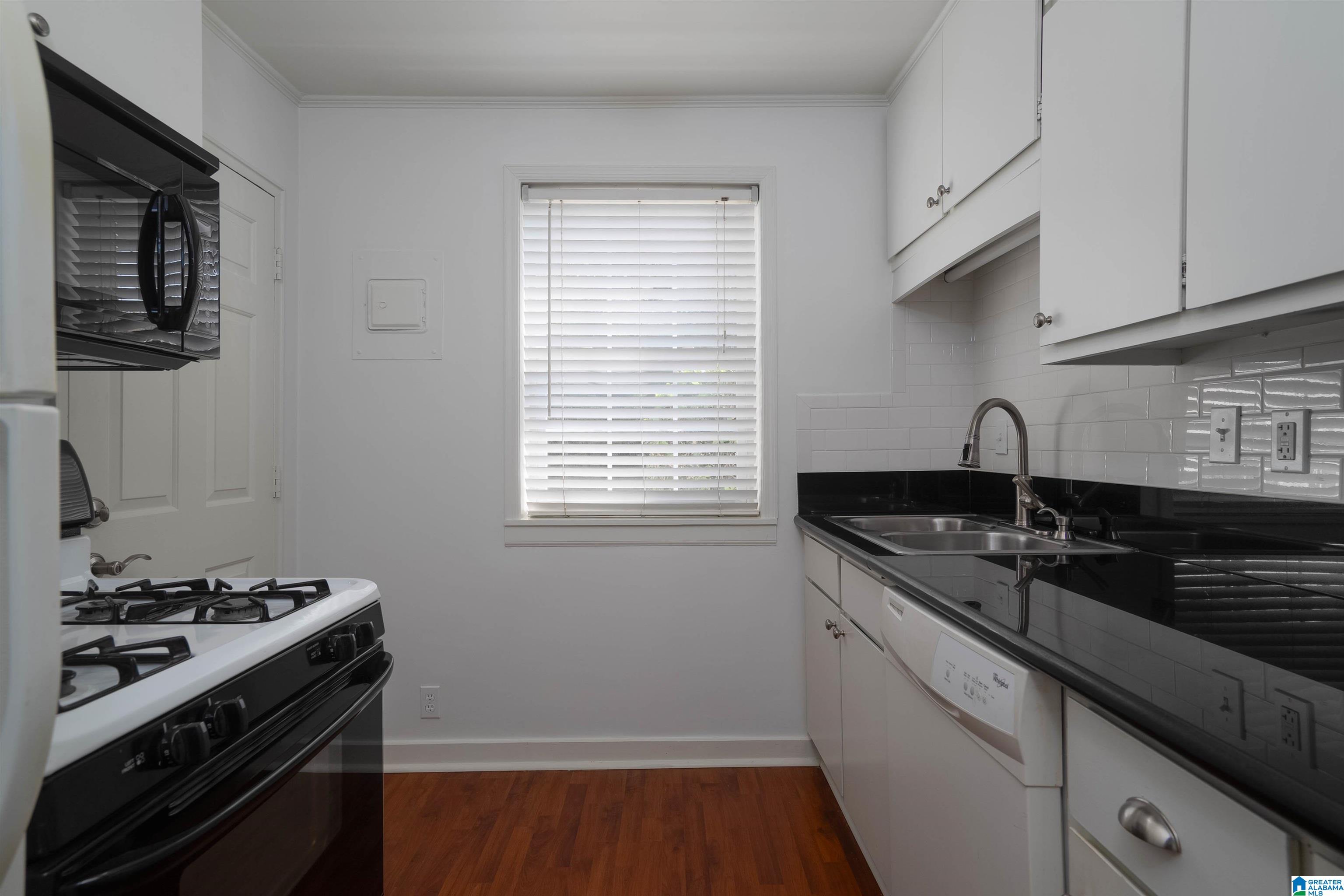 103 Fox Hall Road, Unit B Birmingham, AL 35213 - Photo 11 of 23