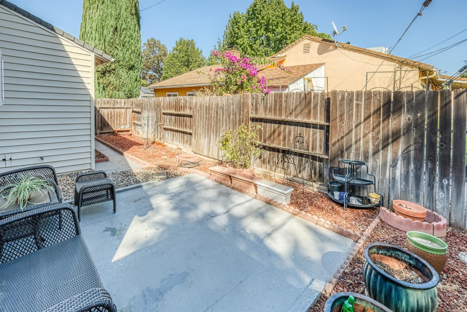 2304 Laredo Road Sacramento, CA 95825 - Photo 23 of 26 Gallery Image 23