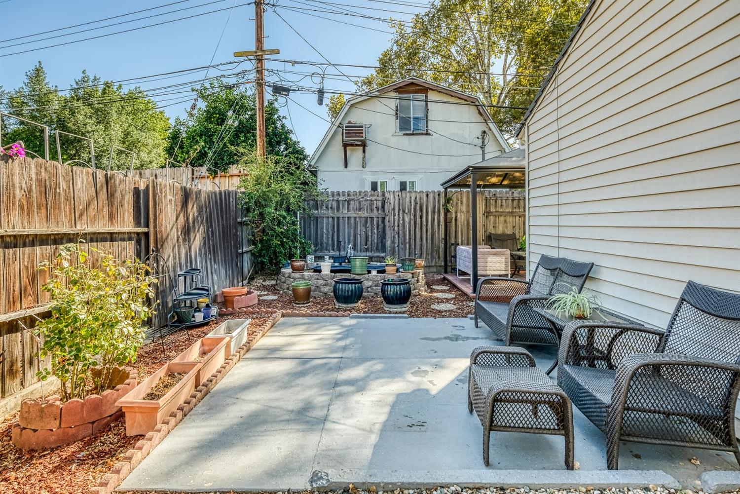 2304 Laredo Road Sacramento, CA 95825 - Photo 24 of 26 Gallery Image 24