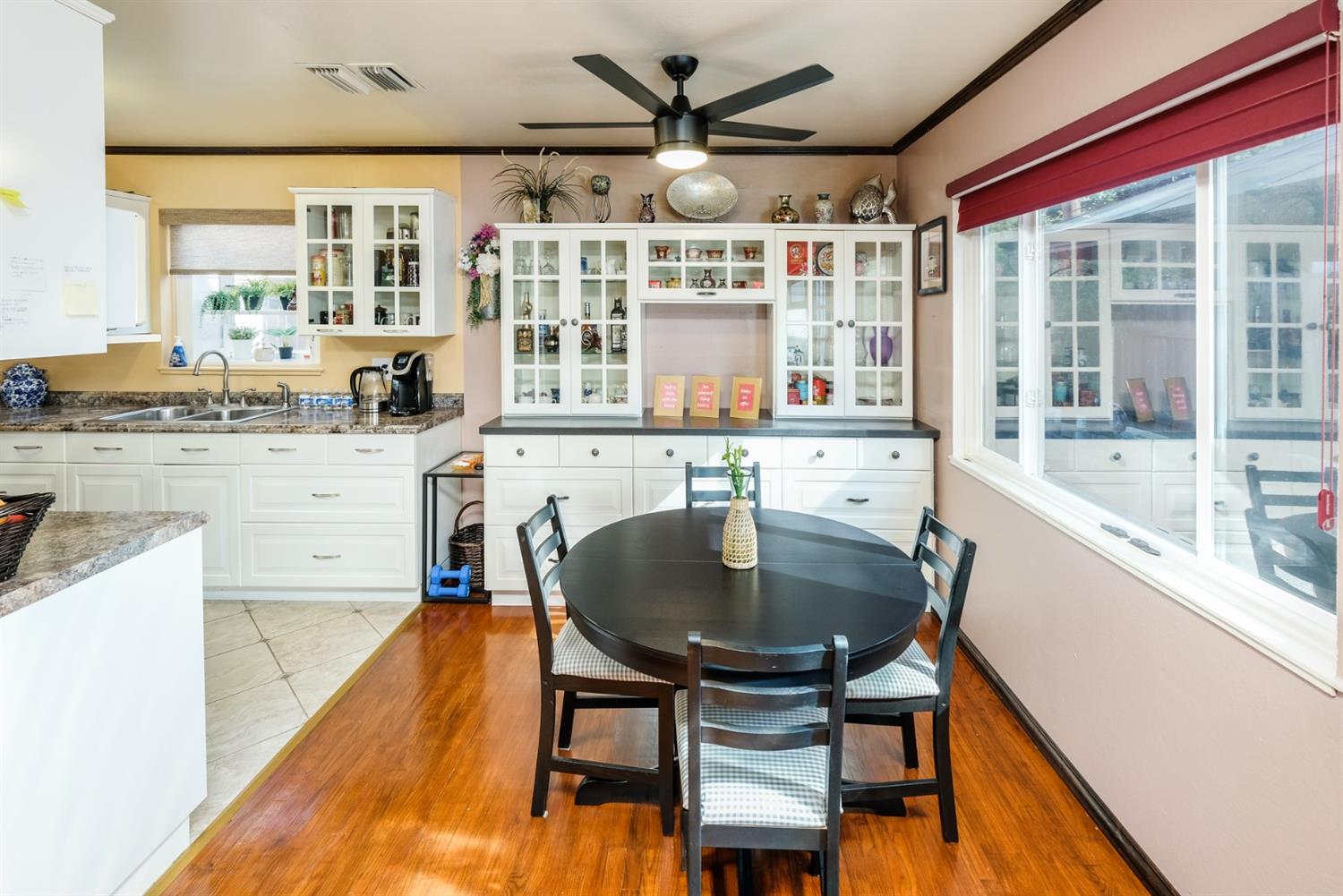 2304 Laredo Road Sacramento, CA 95825 - Photo 7 of 26 Gallery Image 7