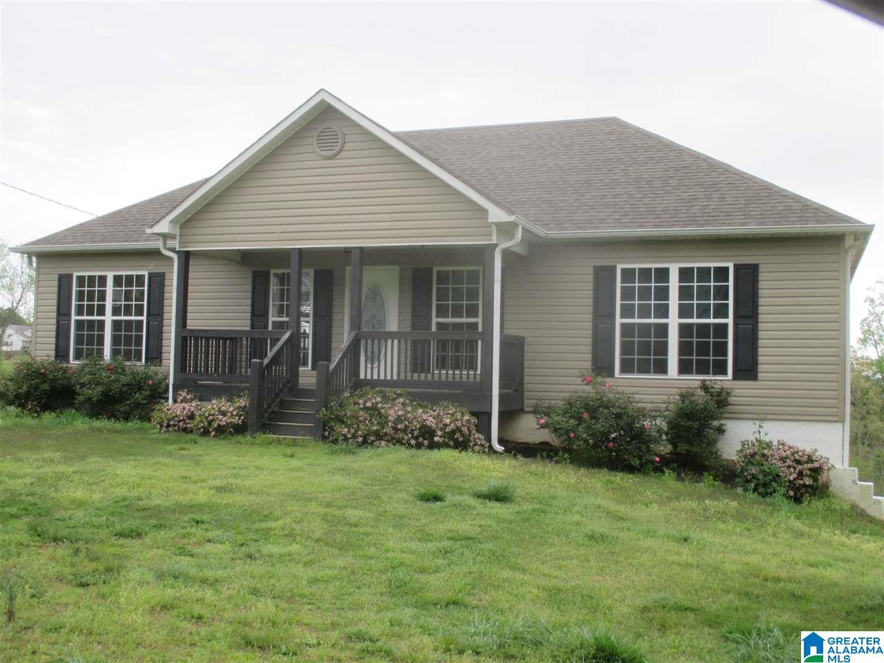204 Cox Cove Road Hayden, AL 35079 - Photo 2 of 5