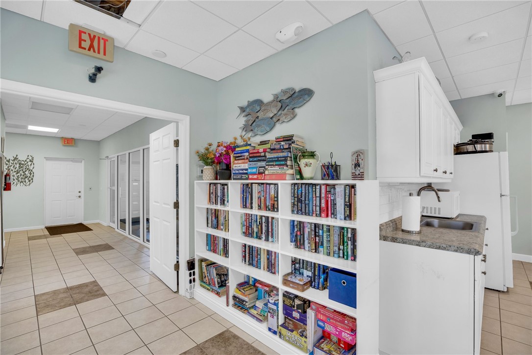 532 7th Square Southwest, Unit 101 Vero Beach, FL 32962 - Photo 30 of 33