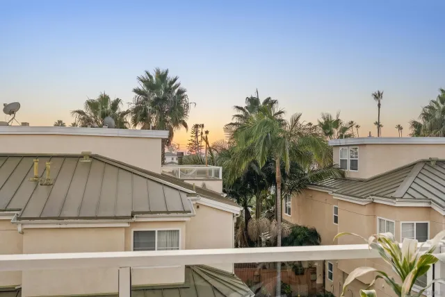 $1,080,000 | 555 Eaton Street, Unit N, Oceanside, CA 92054
