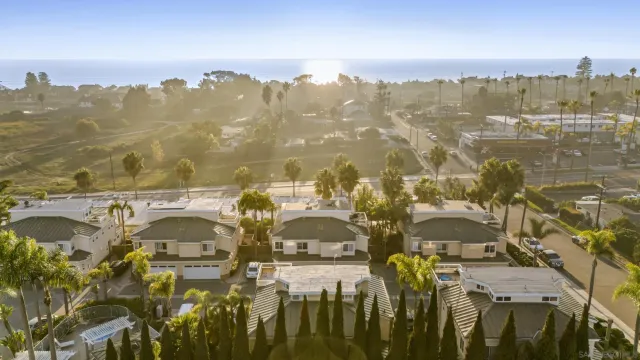 $1,080,000 | 555 Eaton Street, Unit N, Oceanside, CA 92054