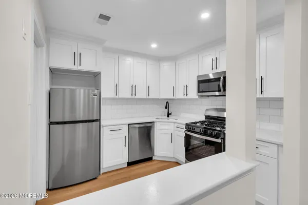 $2,800 | 18-7 Augusta Court, Freehold, NJ 07728