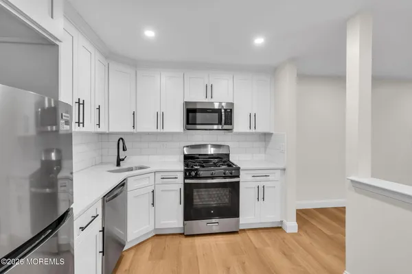 $2,800 | 18-7 Augusta Court, Freehold, NJ 07728