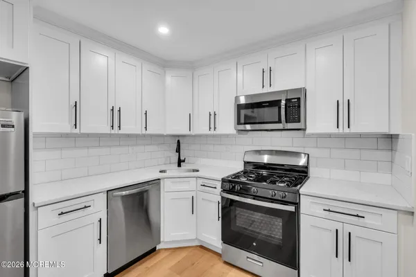 $2,800 | 18-7 Augusta Court, Freehold, NJ 07728