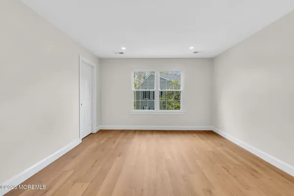 $2,800 | 18-7 Augusta Court, Freehold, NJ 07728