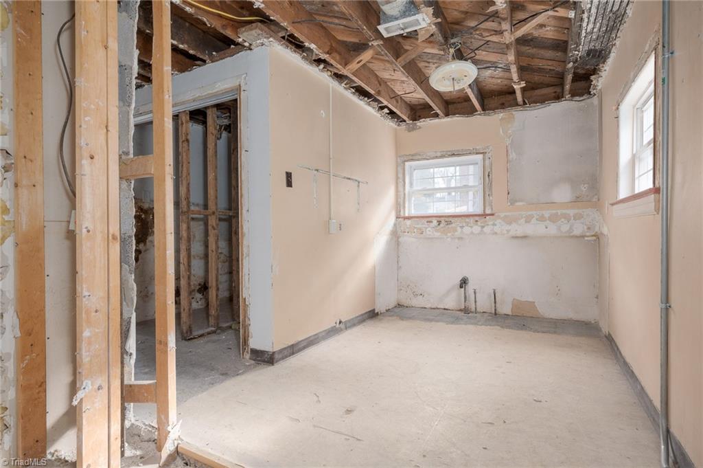 206 May Street Eden, NC 27288 - Photo 32 of 34