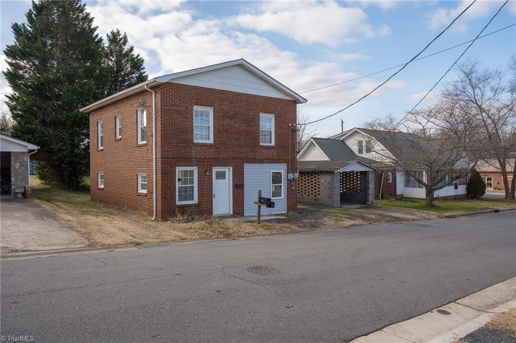 206 May Street Eden, NC 27288 - Photo 10 of 34