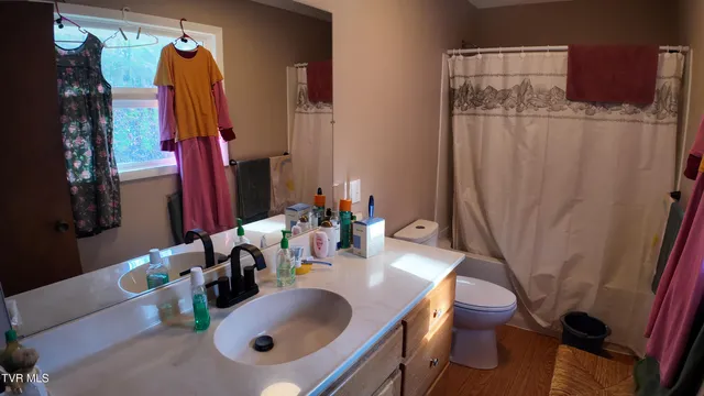 $459,000 | 591 Deer Haven Road, Unicoi, TN 37692