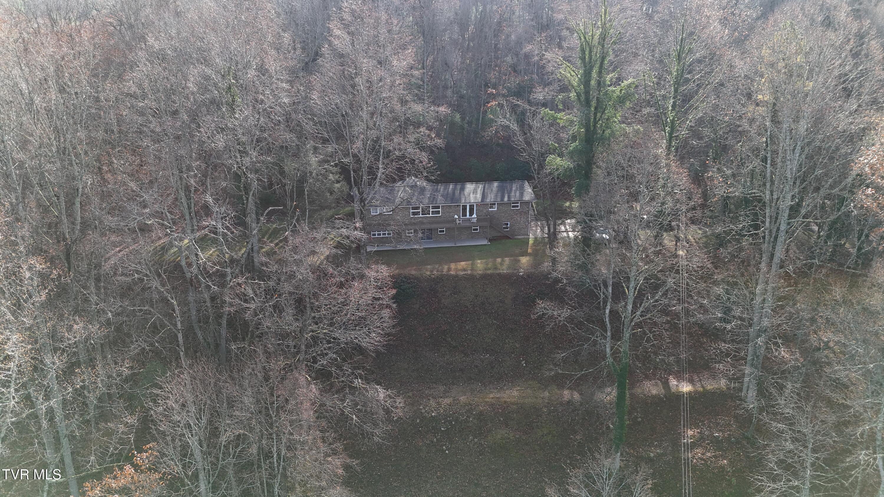 591 Deer Haven Road Unicoi, TN 37692 - Photo 3 of 54 dji_fly_20251120_104724_0590_17636561329