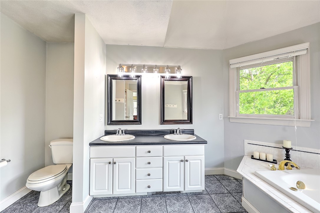 8 Britts Ridge Cumberland, RI 02864 - Photo 27 of 50