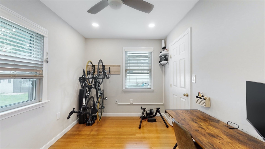 9 Stratford Road Natick, MA 01760 - Photo 8 of 32