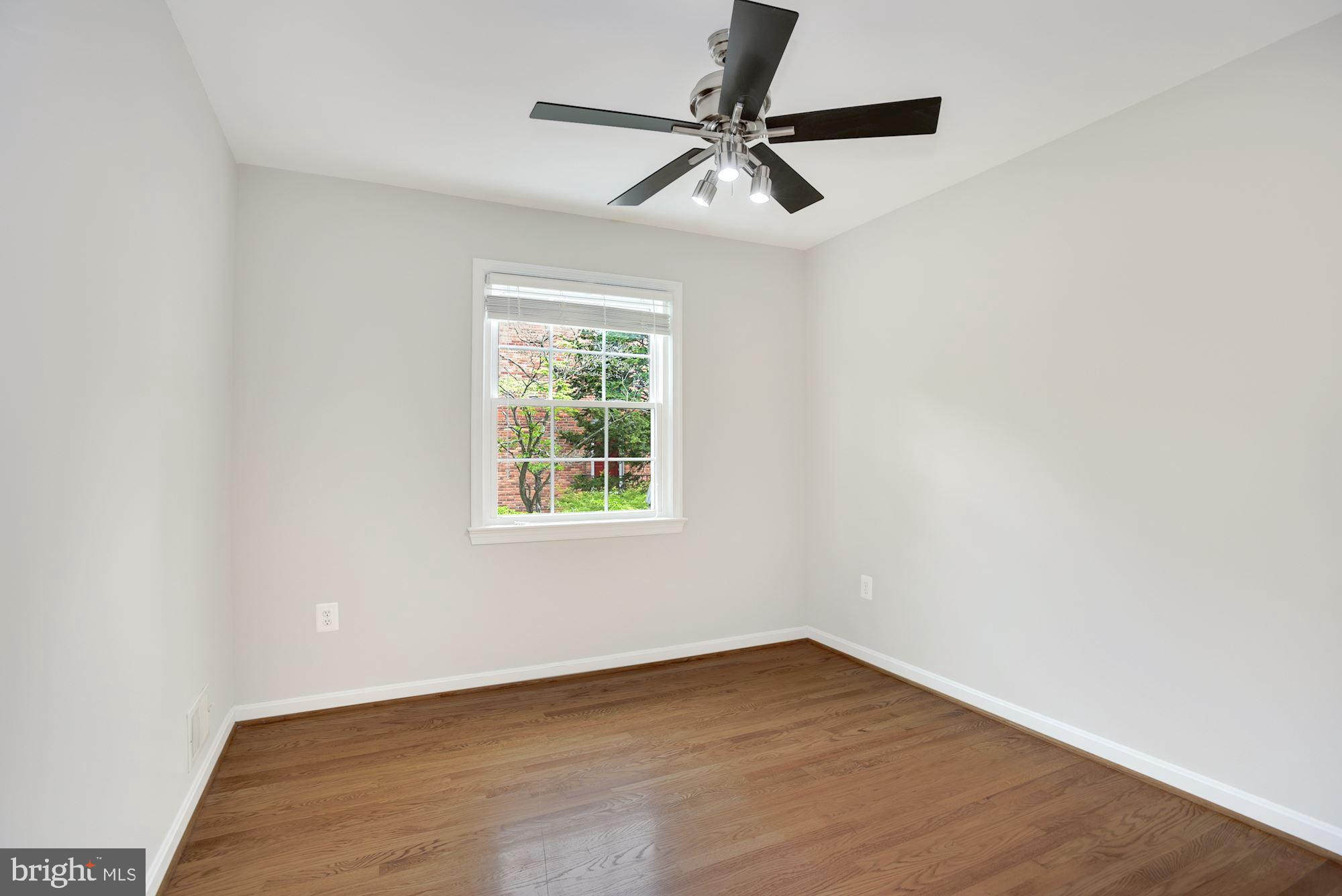 6748 Towne Lane Road McLean, VA 22101 - Photo 21 of 35 Bedroom 3