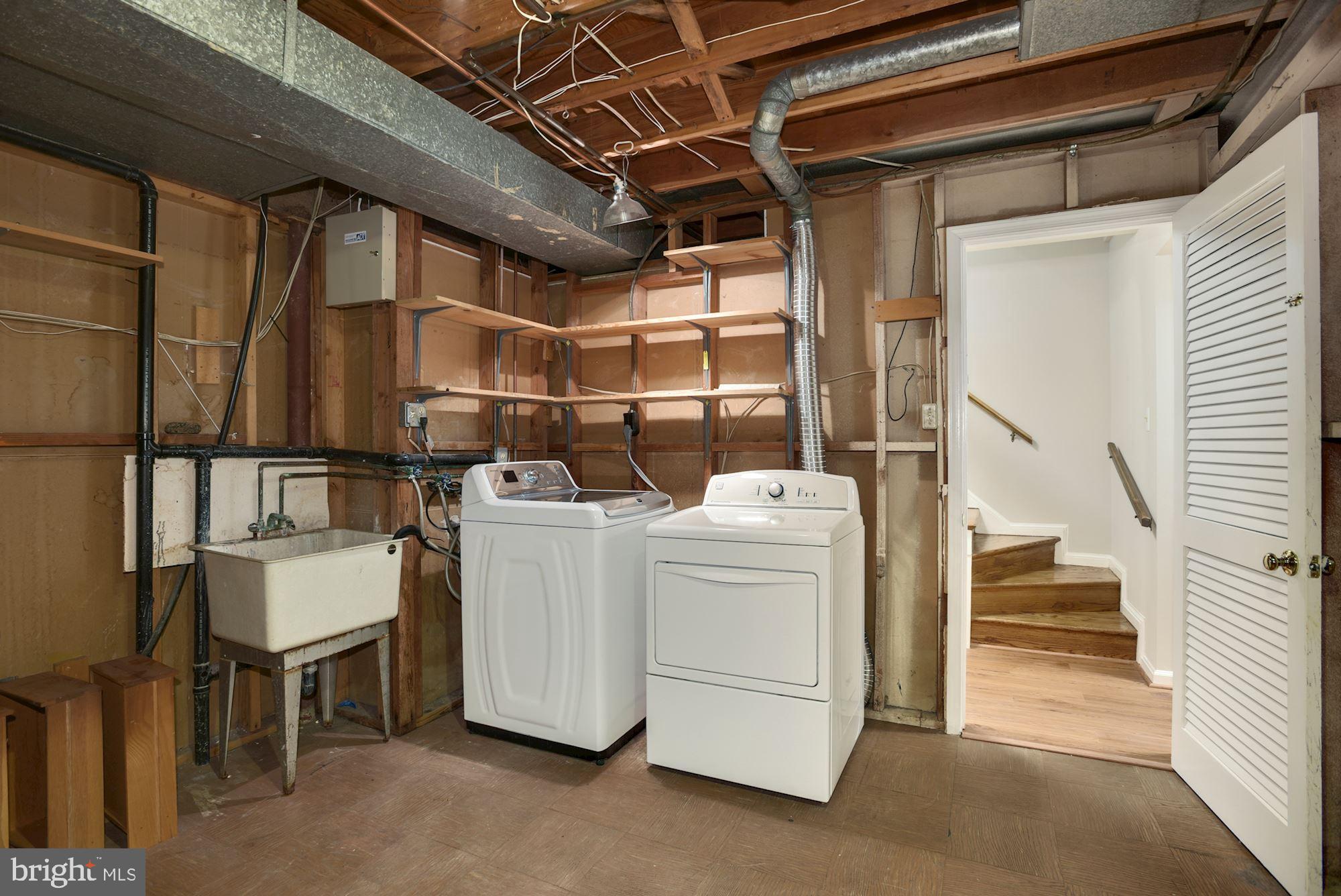 6748 Towne Lane Road McLean, VA 22101 - Photo 30 of 35 Laundry Room