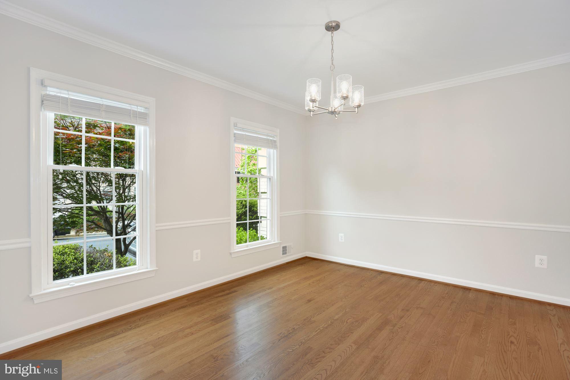 6748 Towne Lane Road McLean, VA 22101 - Photo 5 of 35 Dining Room