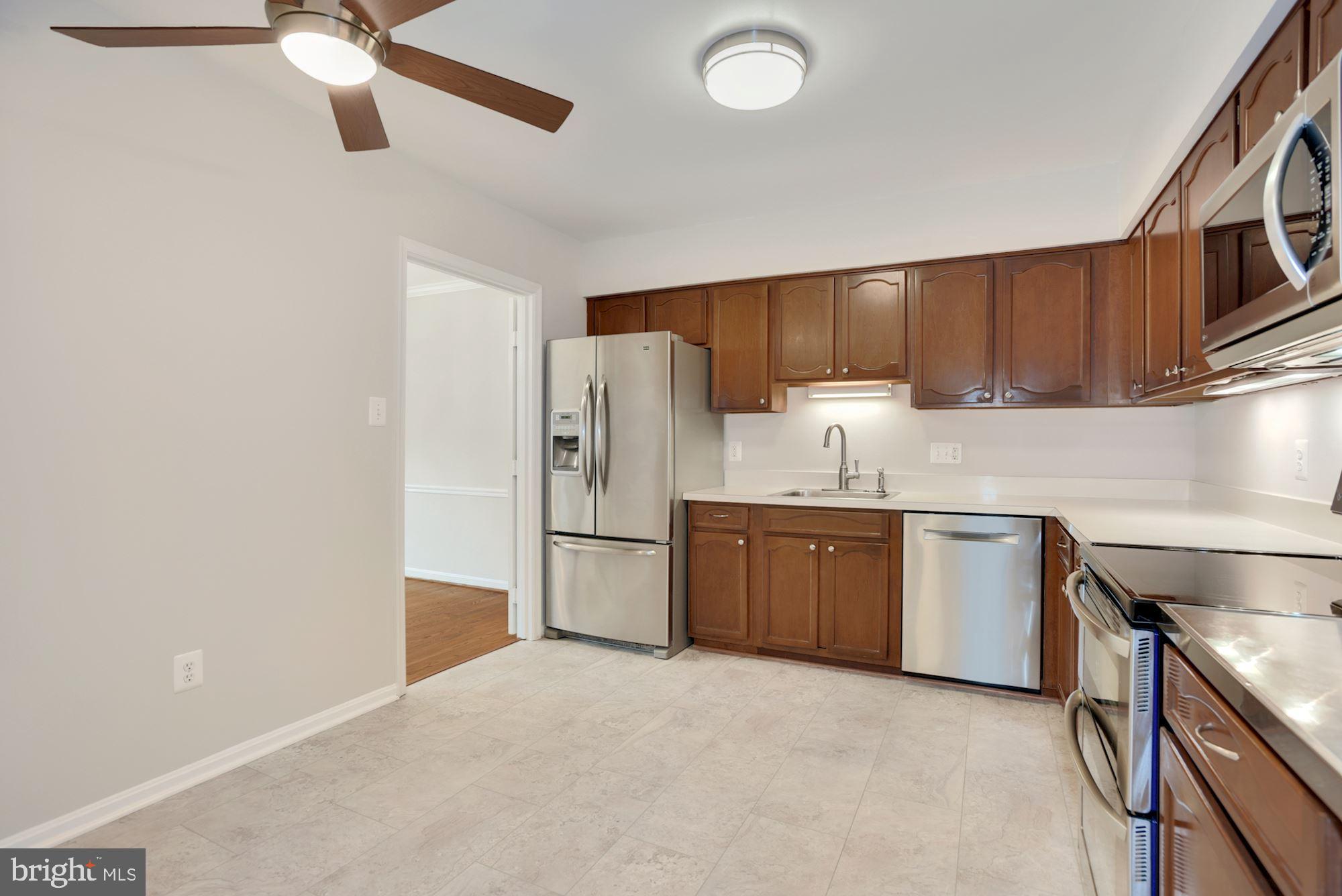 6748 Towne Lane Road McLean, VA 22101 - Photo 7 of 35 Kitchen