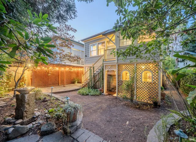 $1,100,000 | 432-434 8th Street, Santa Rosa, CA 95401