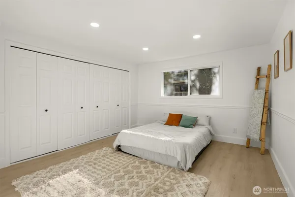 $398,000 | 14527 Northeast 40th Street, Unit G104, Bellevue, WA 98007