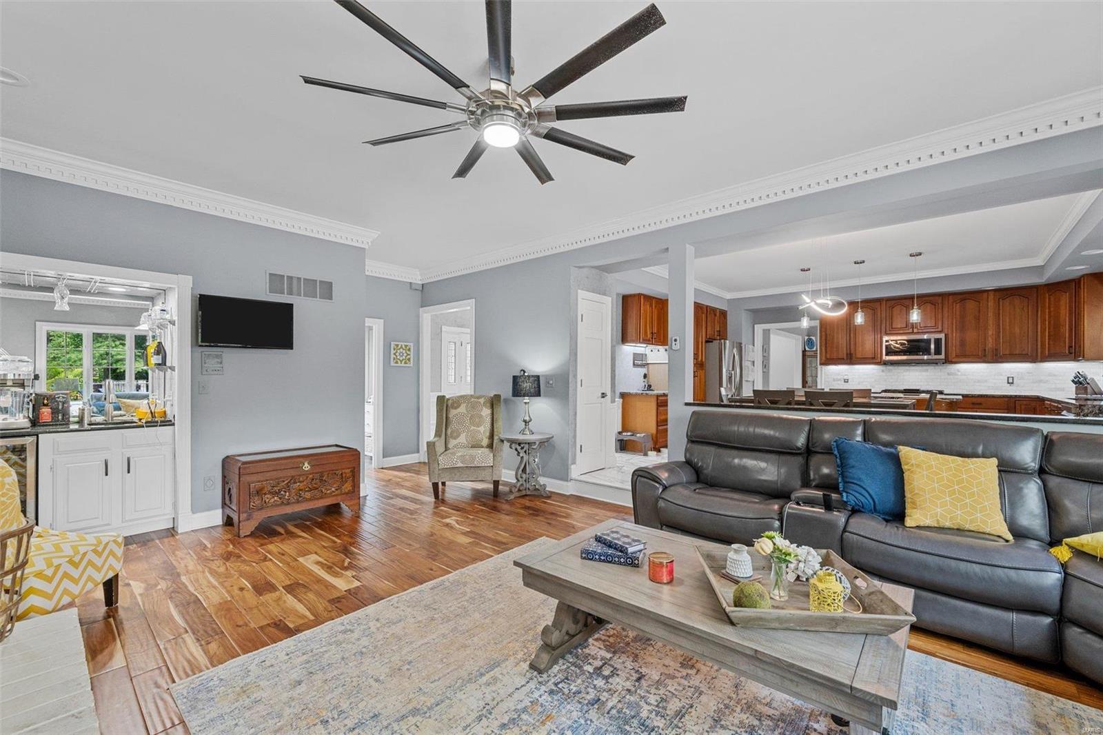 6335 Bluff Forest Drive St. Louis, MO 63129 - Photo 14 of 37