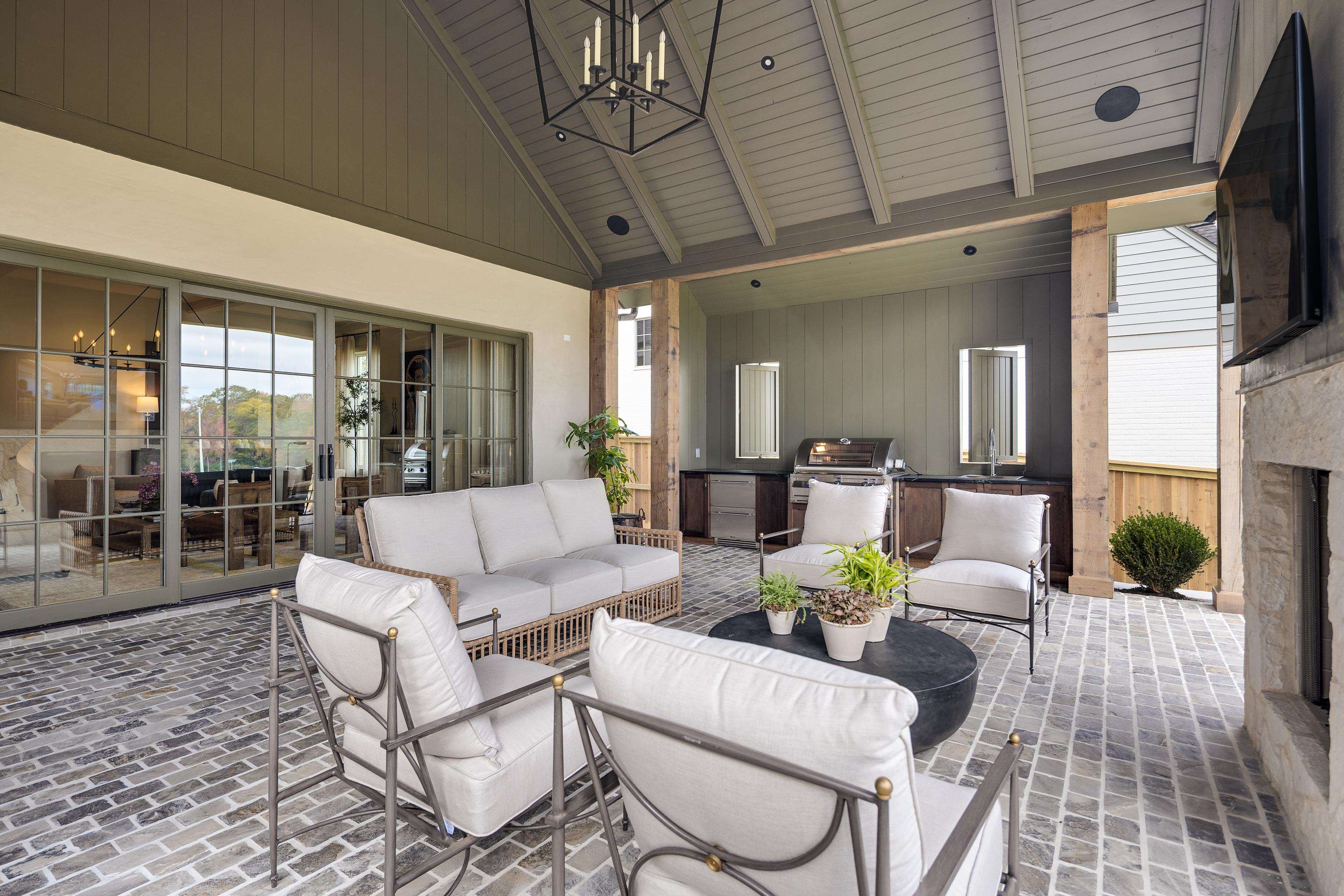 3310 Hidden Creek Loop Collierville, TN 38017 - Photo 33 of 40 a living room with furniture and a table