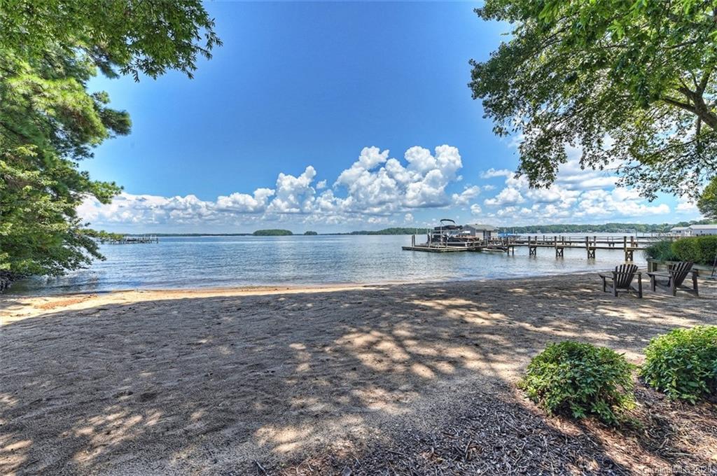 16505 Jetton Road Cornelius, NC 28031 - Photo 42 of 48 a view of a lake from a yard