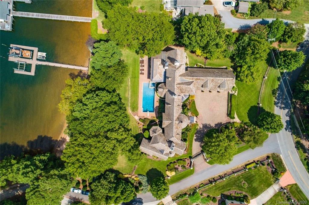 16505 Jetton Road Cornelius, NC 28031 - Photo 46 of 48 an aerial view of residential house with outdoor space and swimming pool