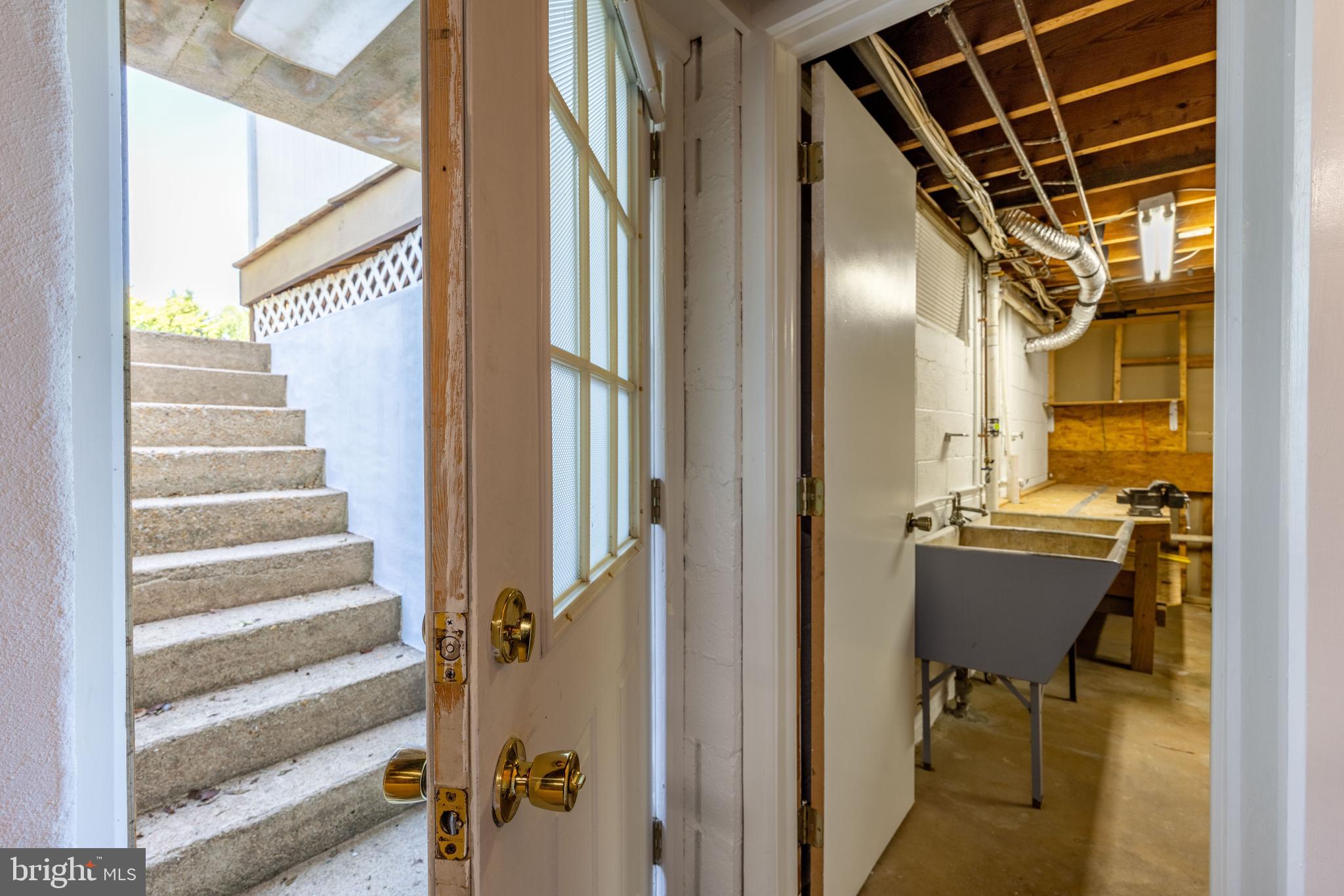 650 Yowell Drive Culpeper, VA 22701 - Photo 46 of 65 Stairs out to back yard