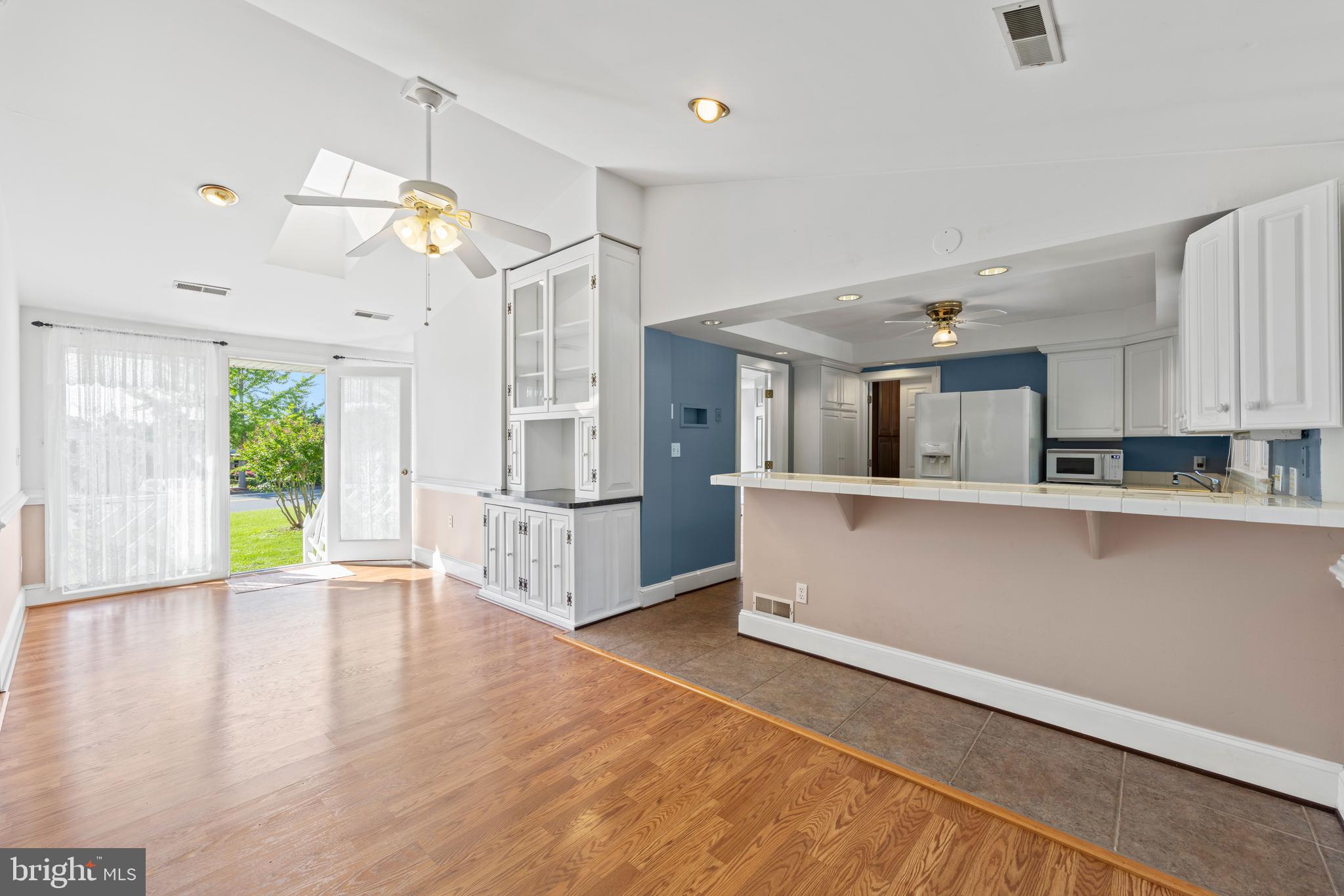 650 Yowell Drive Culpeper, VA 22701 - Photo 7 of 65 Foyer entrance