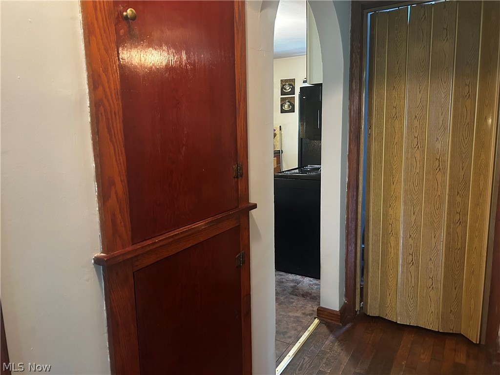 5742 Grove Road Clinton, OH 44216 - Photo 12 of 37 Hallway Linen Closet