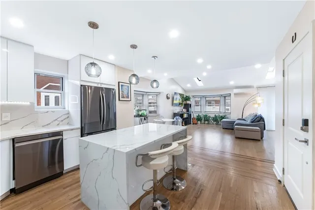 $729,000 | 15 Cove Lane, Unit 3C | Georgetown